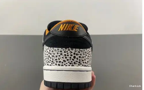 Dunk Nike Low SB Safari Olympics 0522